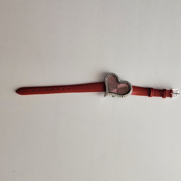 Vintage Watches Heart Crystal Watch by Hugo Red Strap Quartz Valentine Style - Picture 10 of 10
